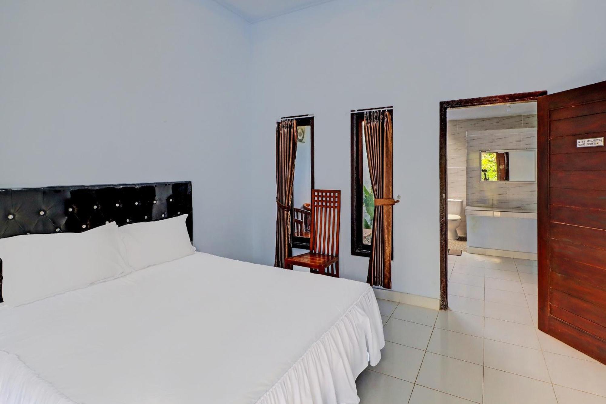 Oyo 92401 Hotel Mustika Negara  Extérieur photo